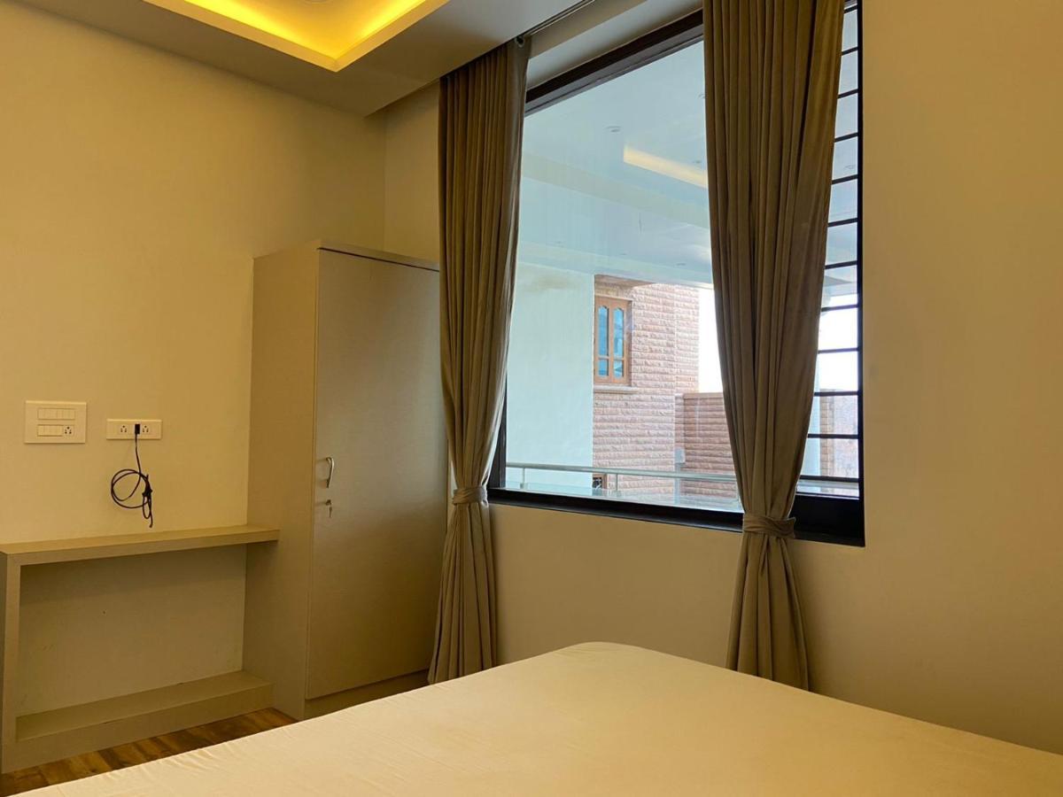 Apartament Guru Kripa House Dźodhpur Zewnętrze zdjęcie